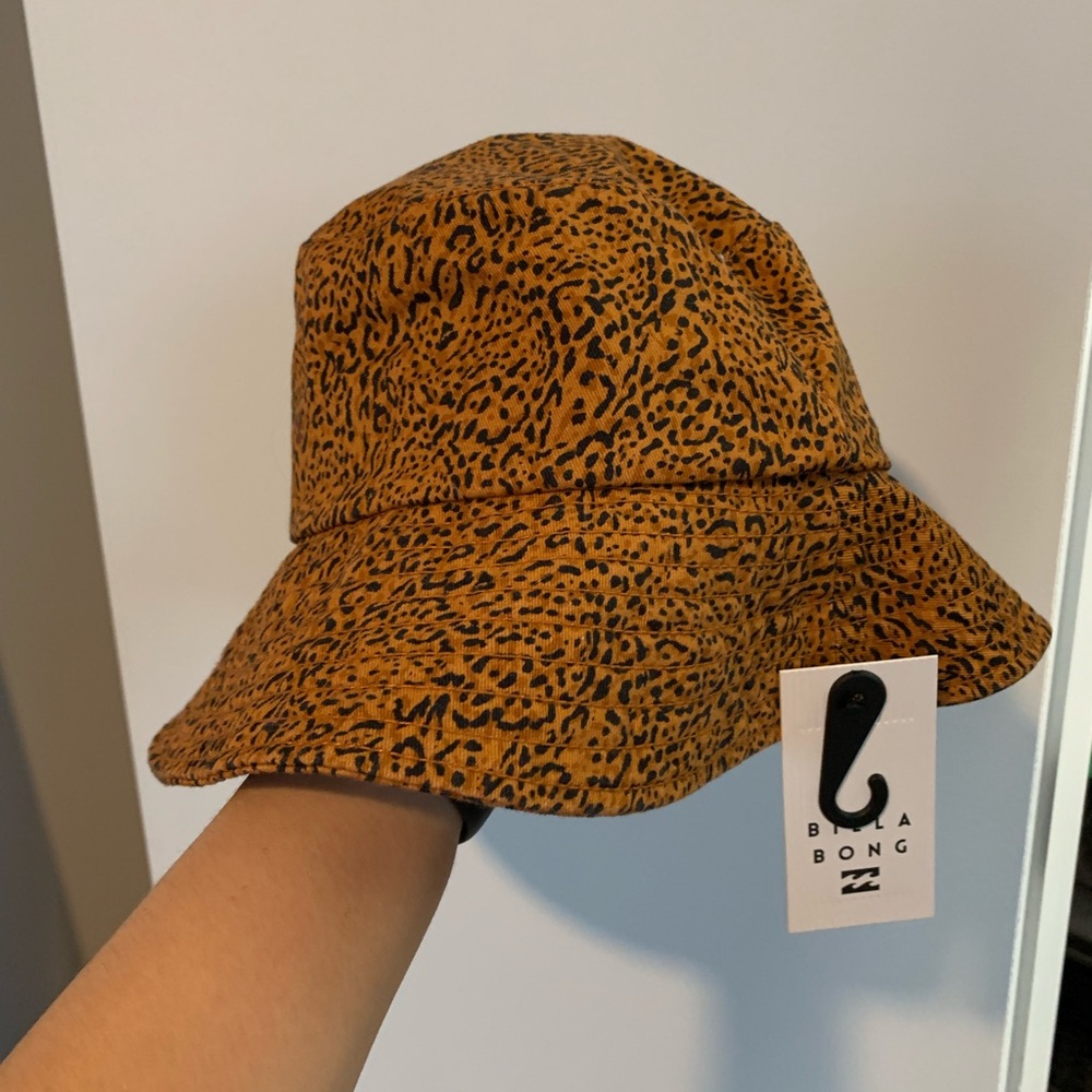 Cheetah print bucket hat